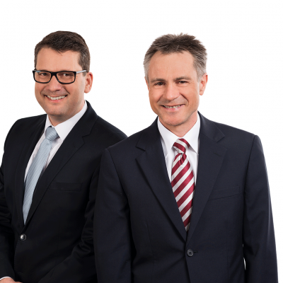 Vertrieb Zwei digitalfabriX-Mitarbeiter im Anzug