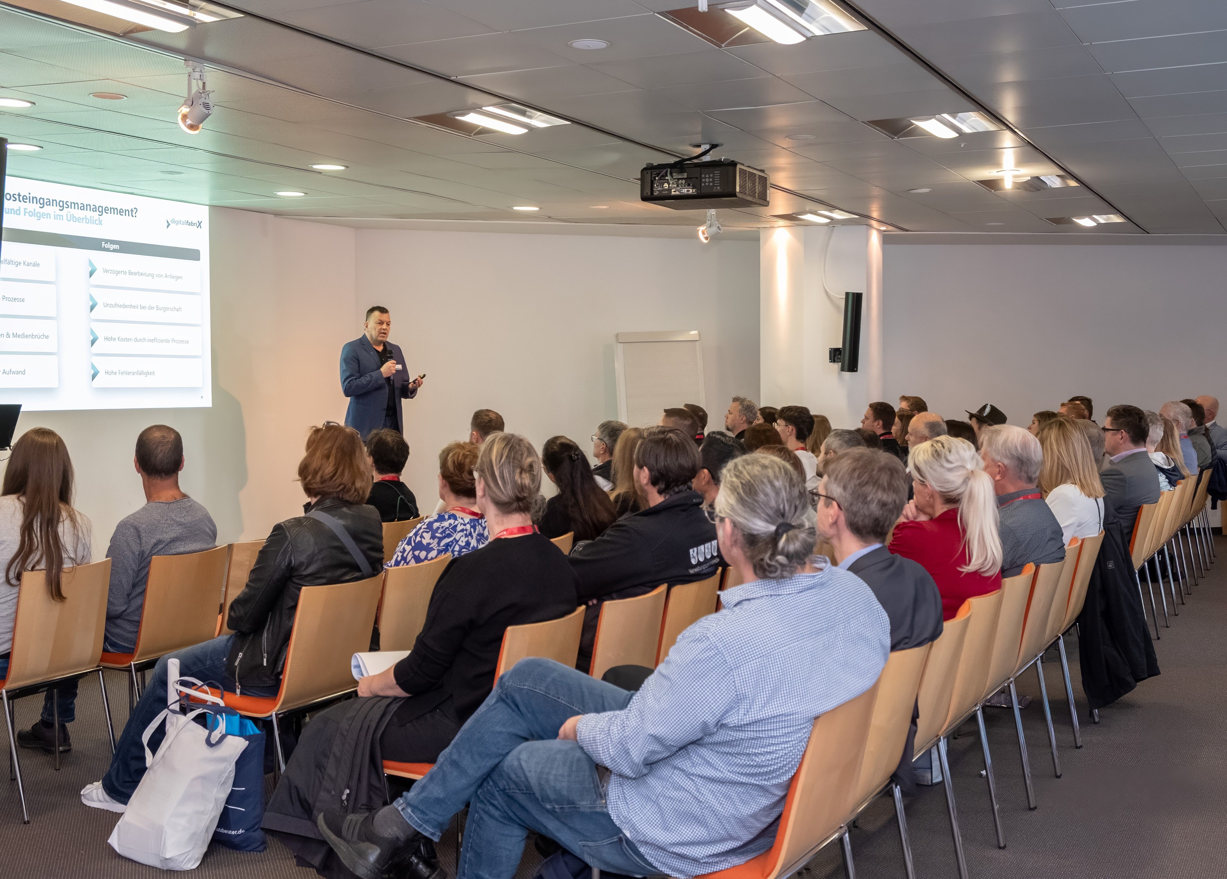 Leider haben wir keinen Alternativtext zu diesem Bild, aber wir arbeiten daran.